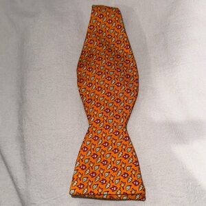 Vineyard Vines Bow Tie